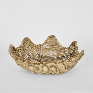 Clam Shell Rattan Small Natural