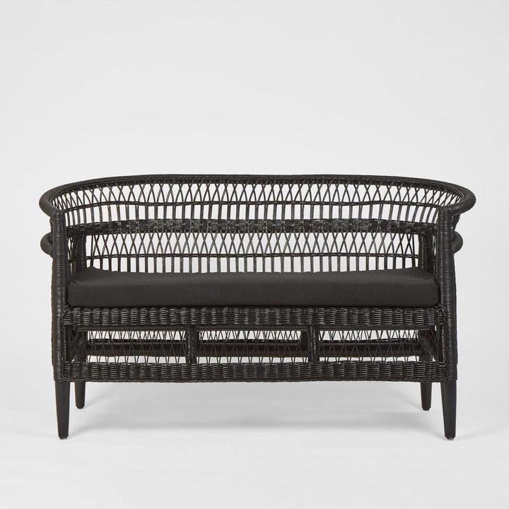 Livingstone Loveseat Black/Black cushion - Outdoor Under-Cover