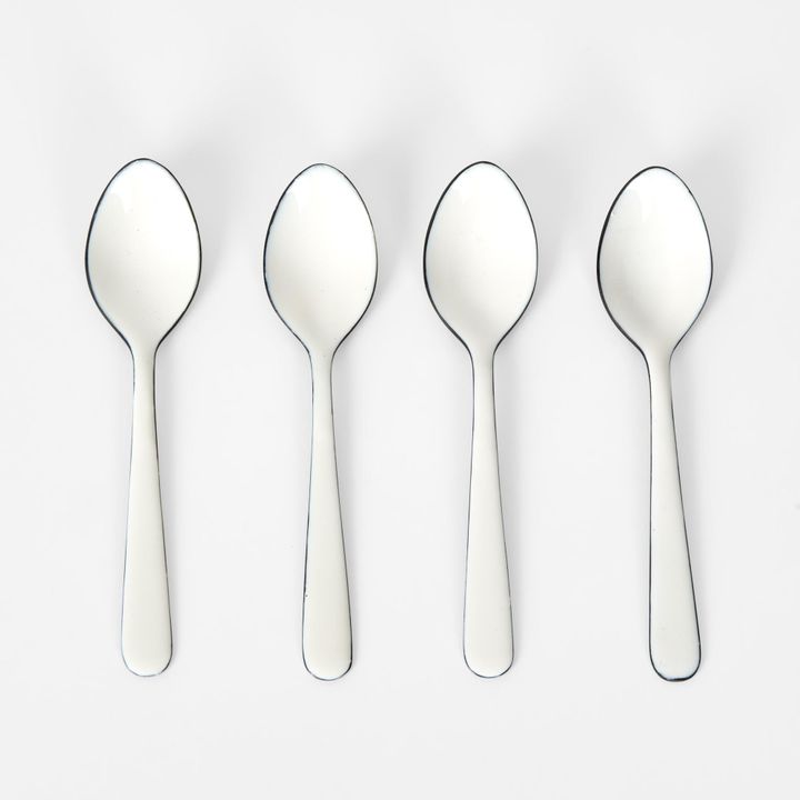 White Enamel Spoons Set4