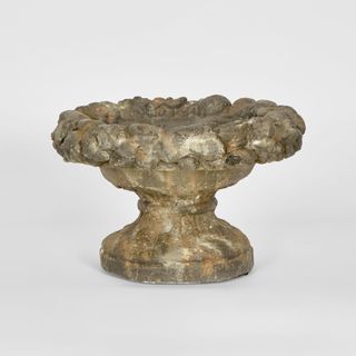 Versailles Planter