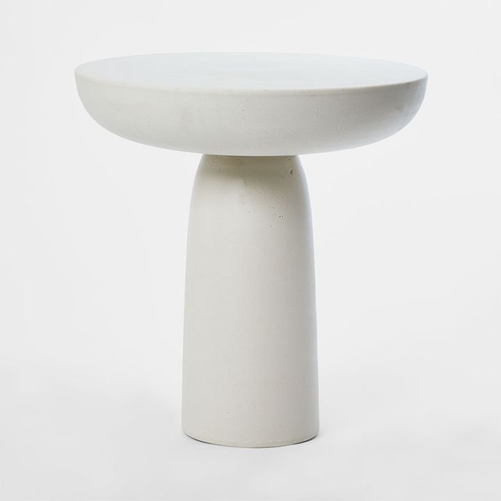 Pablo Side Table Round Sand -Outdoor