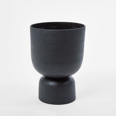 Blanche Planter Medium Black