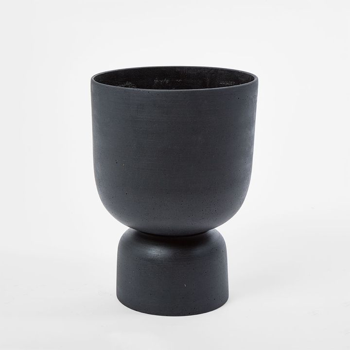 Blanche Planter Medium Black