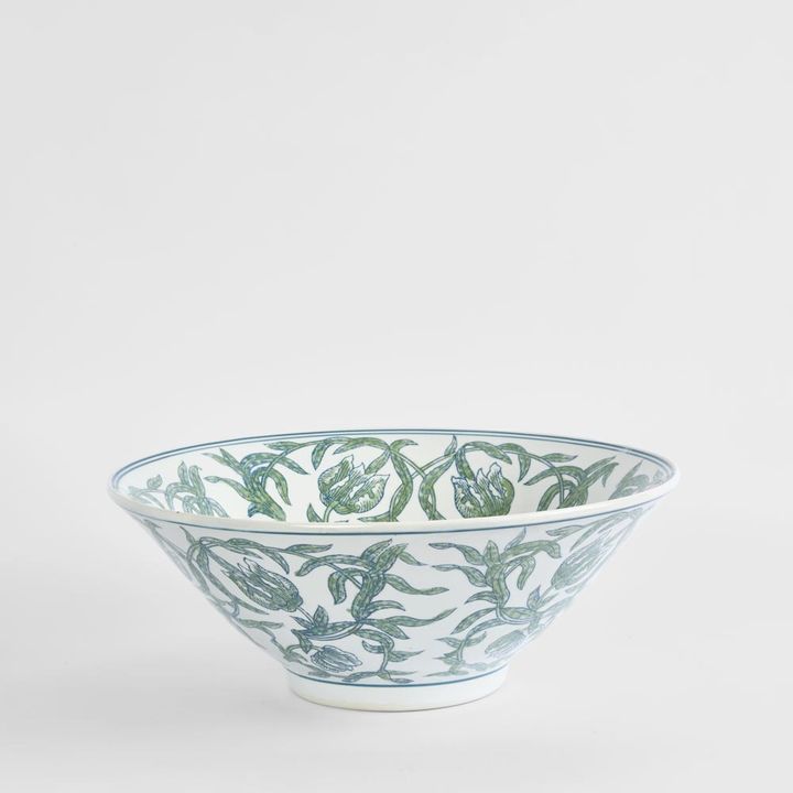 Meadow Parrot Bowl