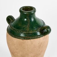 Rocky Urn Green Medium