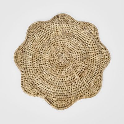 Paume Scallop Rattan Placemat Natural