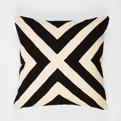 Cushion -  Clifton 50x50cm Natural/Black