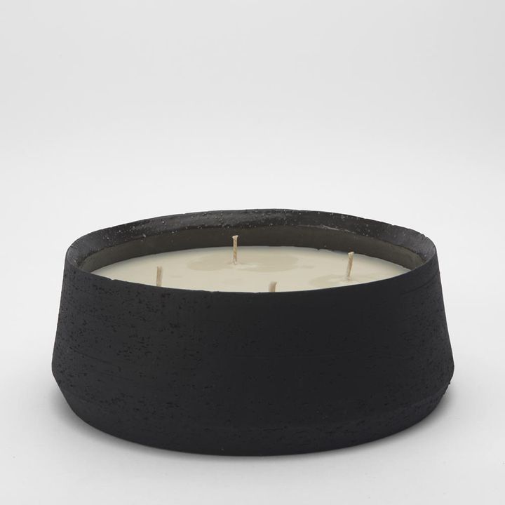 Note 4 Wick Citronella Candle Black