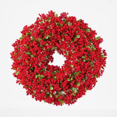 Fine Red Berry & Boxwood Wreath