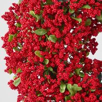 Fine Red Berry & Boxwood Wreath