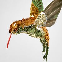 Hule Sequin Hummingbird Tree Decoration