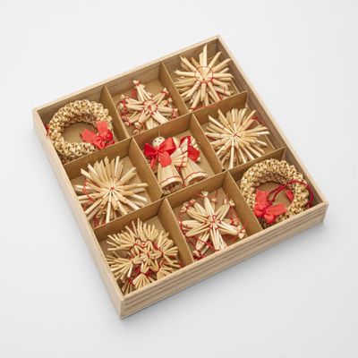 Natural Whimisical Box Mixed Decorations