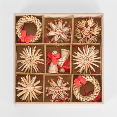 Natural Whimisical Box Mixed Decorations