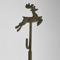 Deer Extendable Wreath Stand Brown