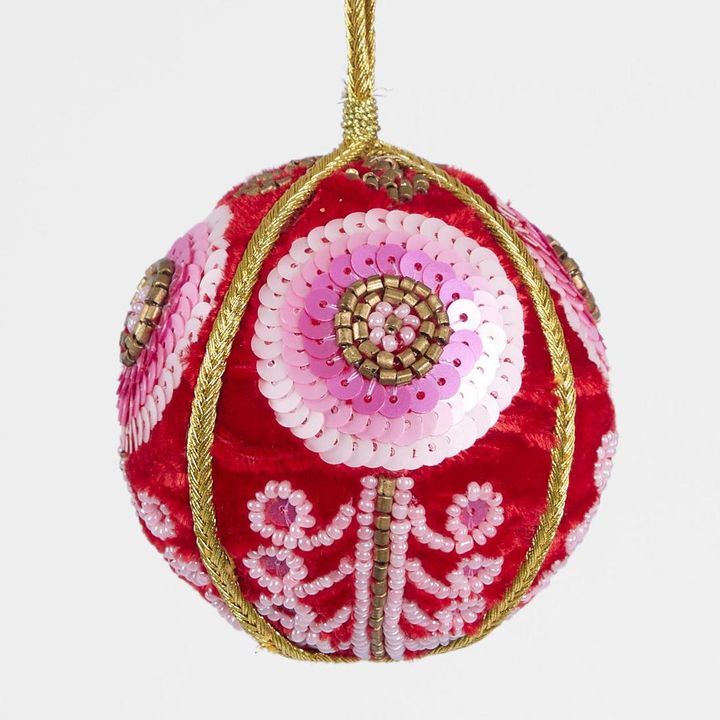 Velvet Scroll Bauble Red