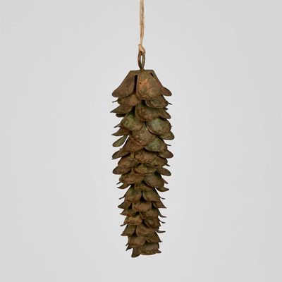 Hanging Pinecone LGE