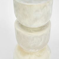 Halo Sculpture Swirl Resin White