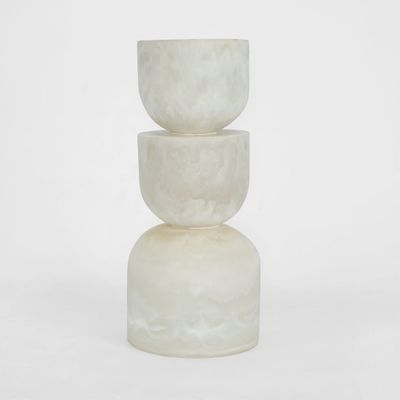 Halo Sculpture Swirl Resin White