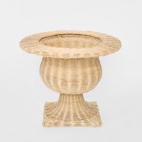 WICKER URN