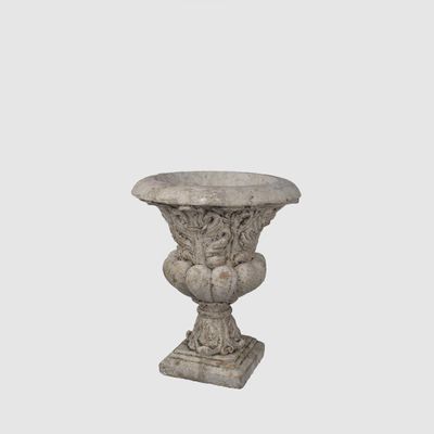 Danna Garden Urn