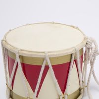 Rawhide Diamond Drum Medium Red