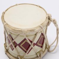 Rawhide Diamond Drum Small Red