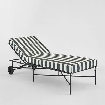 Sheffield Sunlounge Outdoor Iron B/W Stripe Cushion