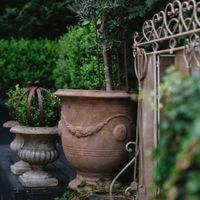 Anduze Planter Set of 2 Antique Finish