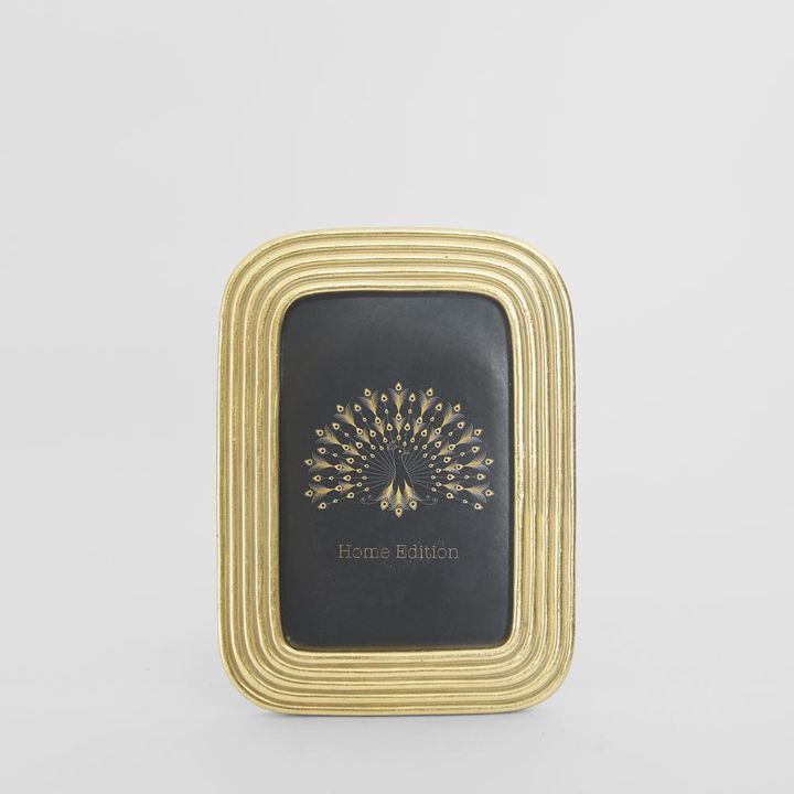 Vera Ribbed Photo Frame 4 x 6 Gold