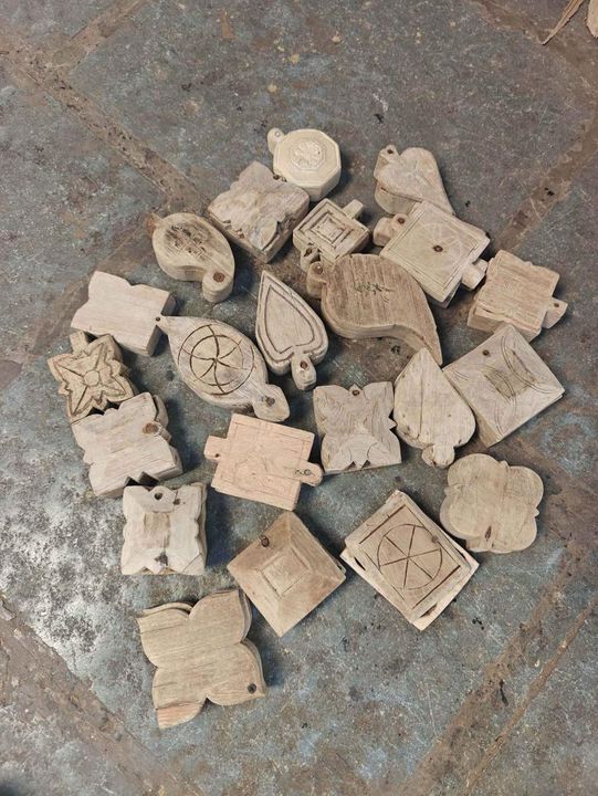 Decorative Wooden Small Spice Box