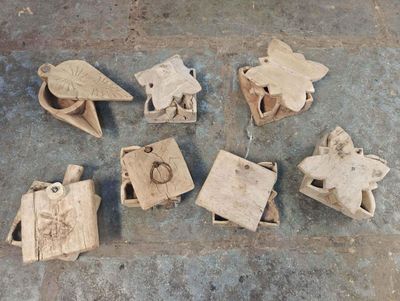 Decorative Wooden Spice Box