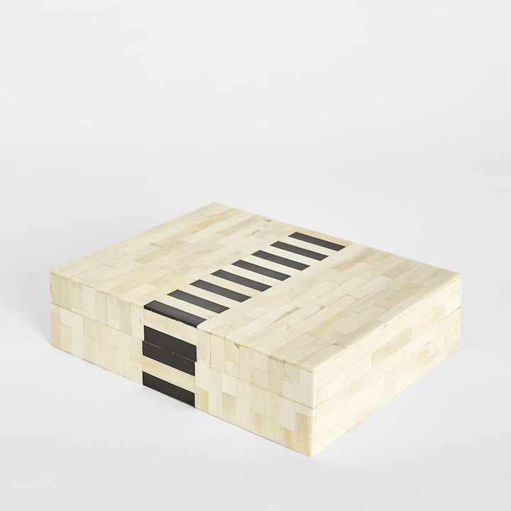 Umi Bone Inlay Trinket White