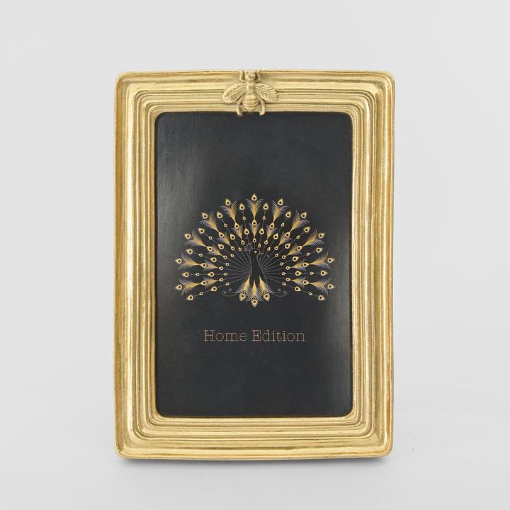 Vera Bee Rectangle Photo Frame 4 x 6 Gold