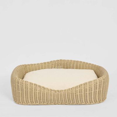 Snuggle Rattan Pet Bed Natural