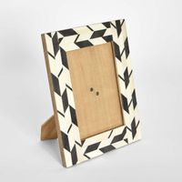 Ona Bone Inlay 5 x 7 " Photo Frame Black & White