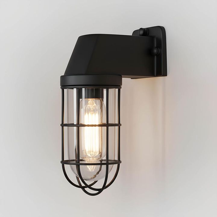 Royal London Outdoor Wall Light Black