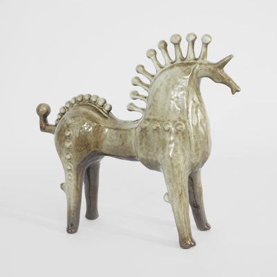 Ace Horse Tall Dark Brown