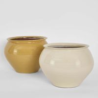 Petal Round Pot White