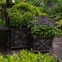 Set of 2 Planter Zinc