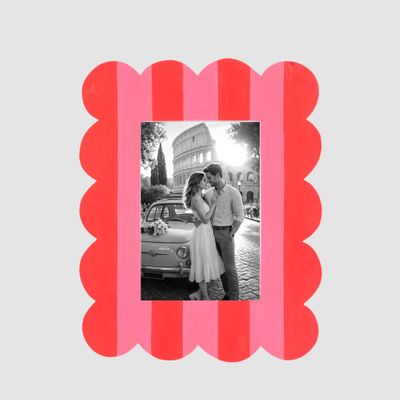 Ciao Bella Scalloped Photo Frame Red & Pink