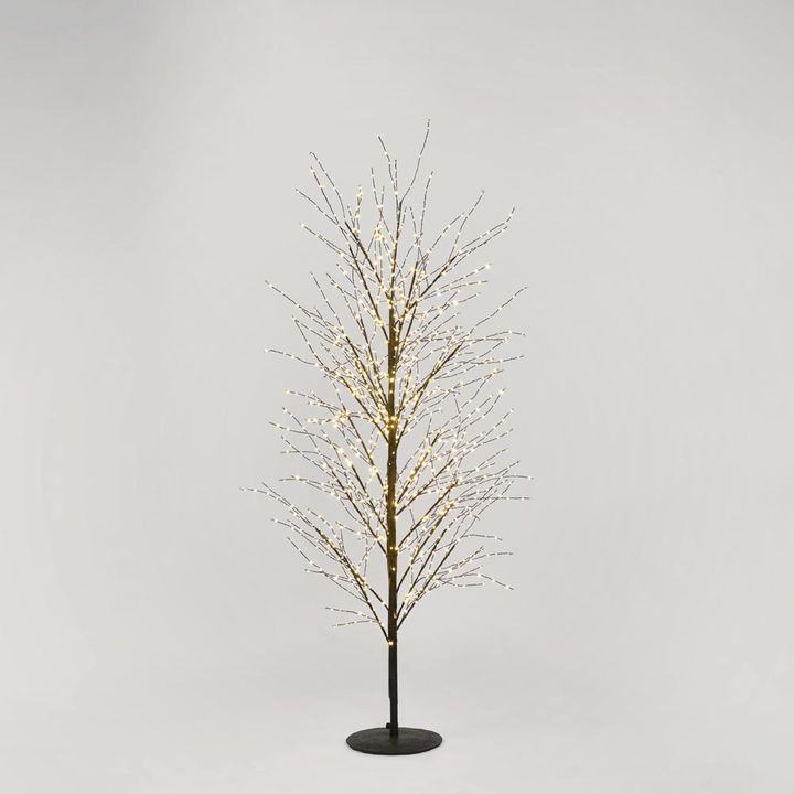 Black Forest Light Up Tree with 900 Lights 150cm