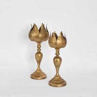 Pod Golden Candle Stand Small