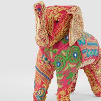 Khambadiya Handmade Elephant Gold & Fuchsia Large