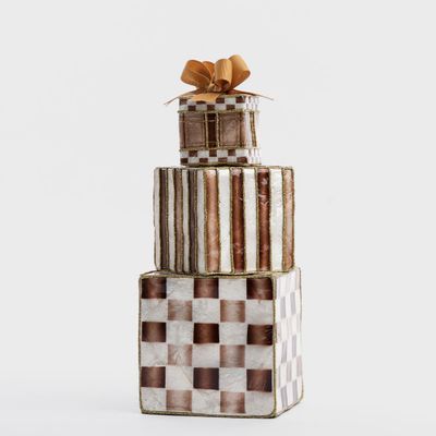 Checker Capiz Gift Stack Brown