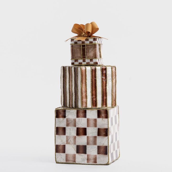 Checker Capiz Gift Stack Brown