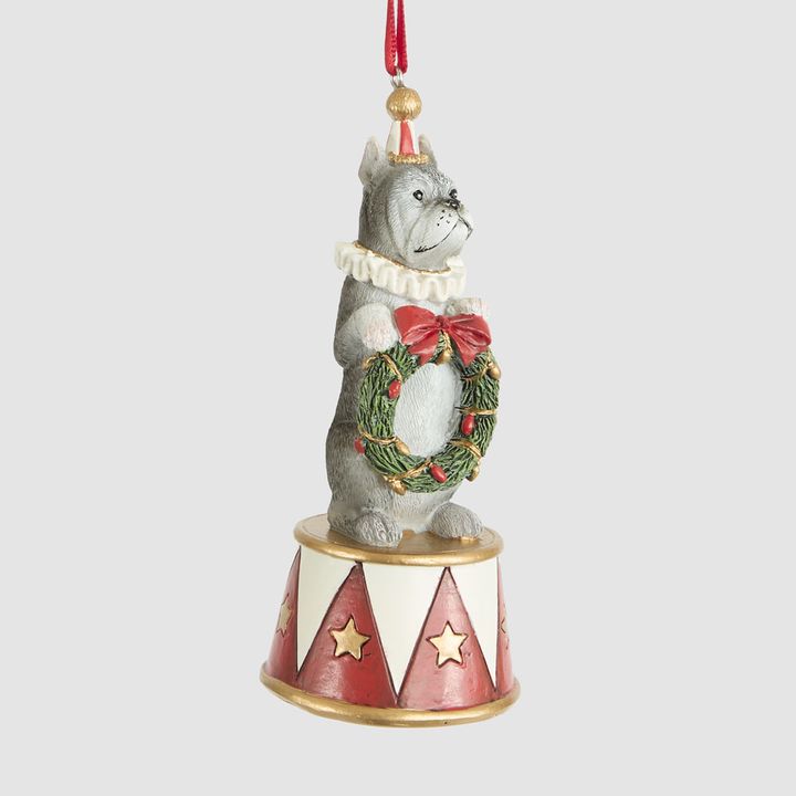Alfie Circus Dog w. Wreath Decoration