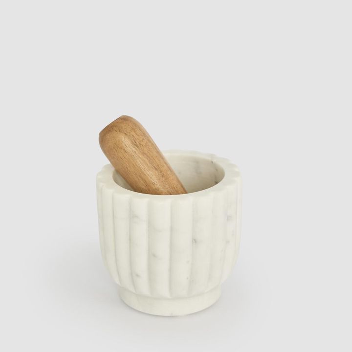 Roma Scalloped Mortar & Pestle Marble & Wood