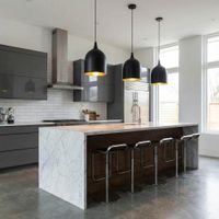 Lumi-R Ceiling Pendant Black and Silver