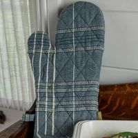 Textured Check Oven Glove Blueberry