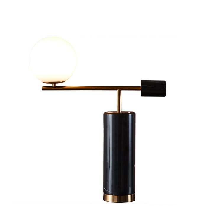 Hinkley Table lamp